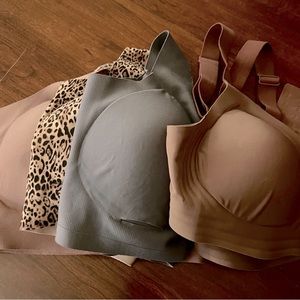 3 Victoria Secret Comfort Bras 1 ShapeLLX Bra